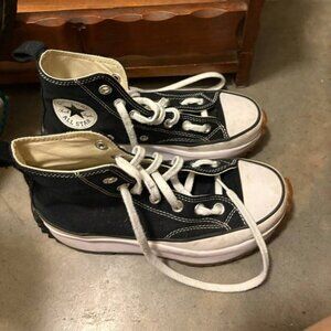 Converse Platform Sneaker 6.5